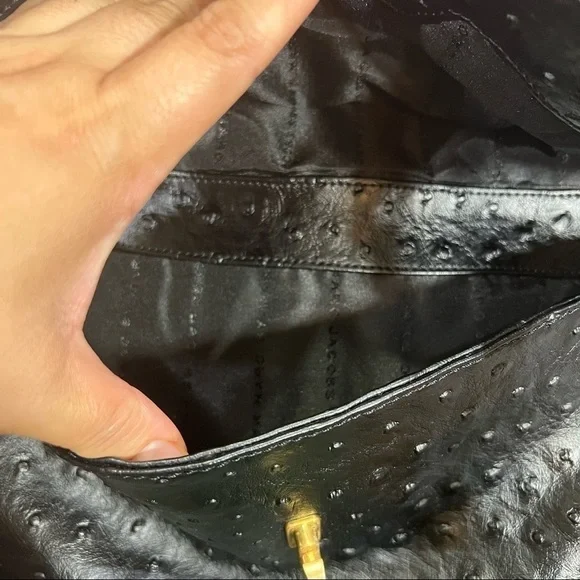 MARC By MARC JACOBS Ostrich Ozzie Aurora Satchel Tote Black EUC - Picture 8 of 13